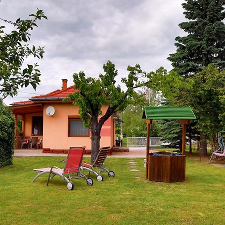 Balaton Apartman Balatonmáriafürdő Buitenkant foto