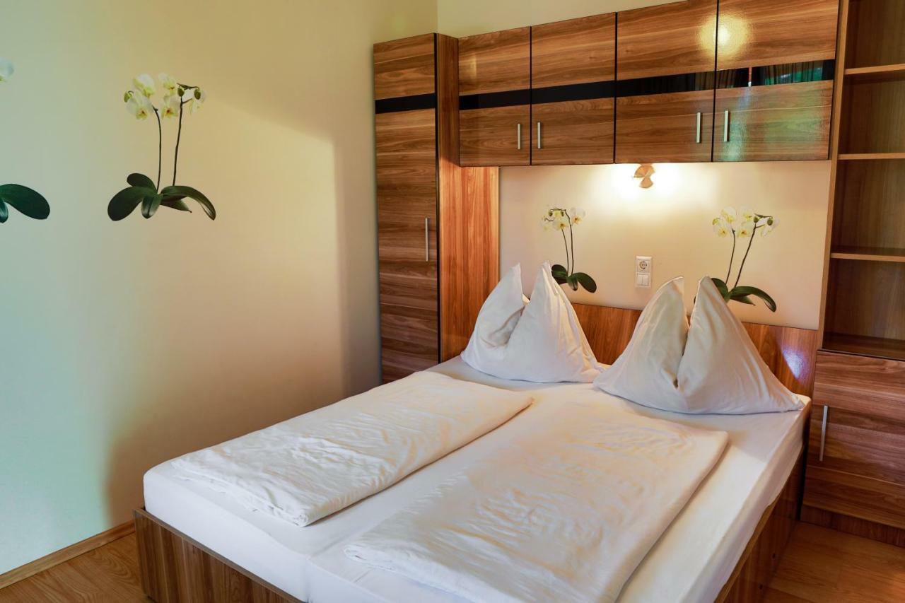 Balaton Apartman Balatonmáriafürdő Buitenkant foto
