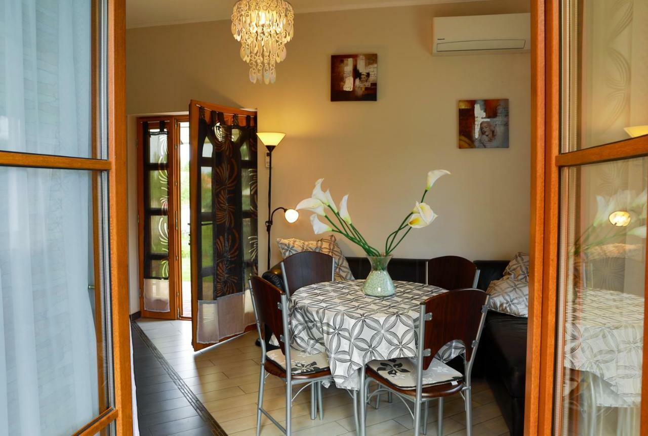 Balaton Apartman Balatonmáriafürdő Buitenkant foto